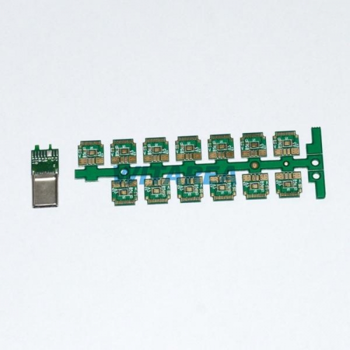 USB 3.1 Type-C male plug with E-marker Chip